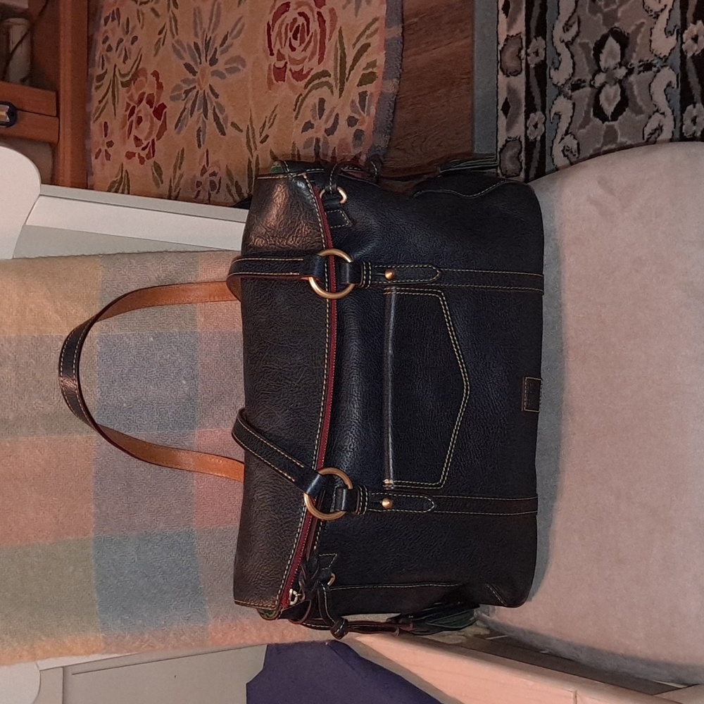 Dooney and Bourke Smith bag in Midnight Florentine leather